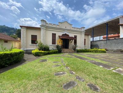 Prédio para Locação, em Teresópolis, bairro Alto, 6 dormitórios, 6 banheiros, 4 suítes, 8 vagas