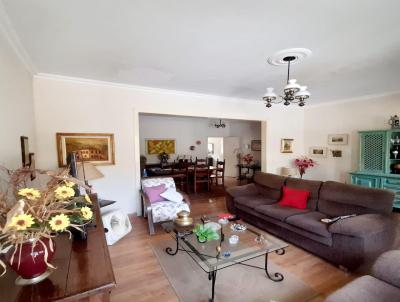 Casa para Venda, em Petrpolis, bairro Mosela, 4 dormitrios, 3 banheiros, 2 sutes, 3 vagas